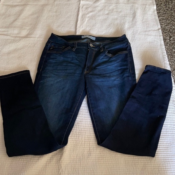 Kancan mid-rise non-distressed skinny jeans - Picture 1 of 4